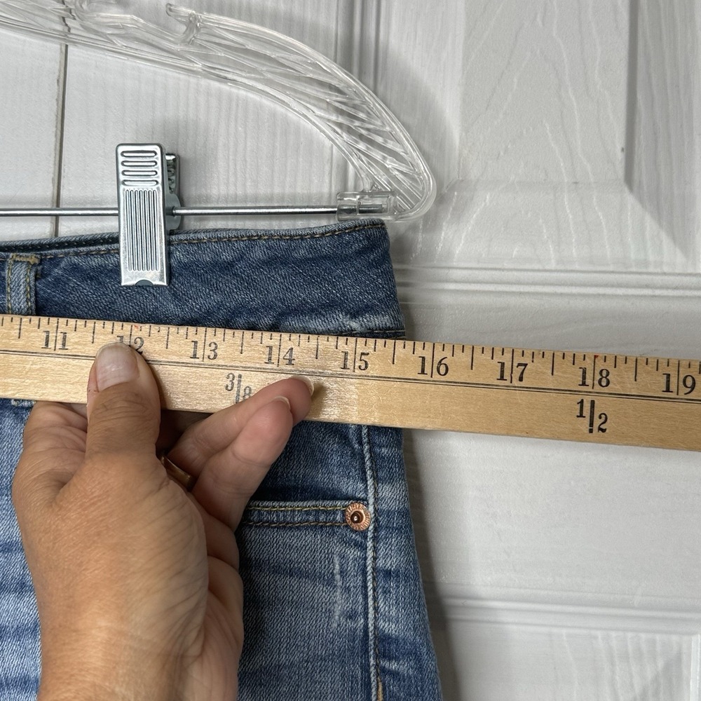 AMERICAN EAGLE Denim Shorts 6 Low Rise Button Flap Pocket Jean Shortie 2010 Y2K - Picture 5 of 10